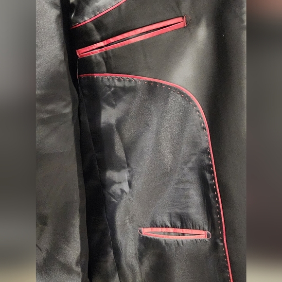 Black Jacket With Matching Red Bow Tie - Picture 12 of 14